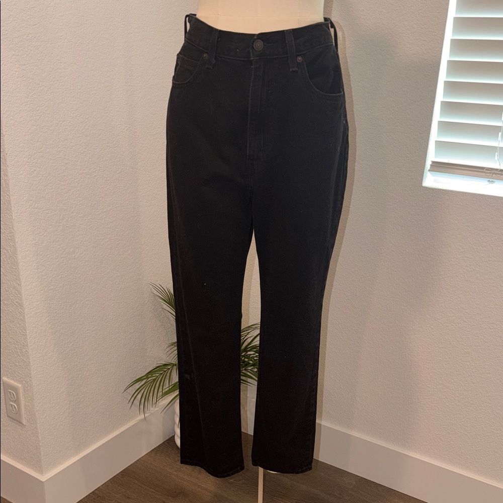 Black High-Waisted/ straight leg  Levi Jeans